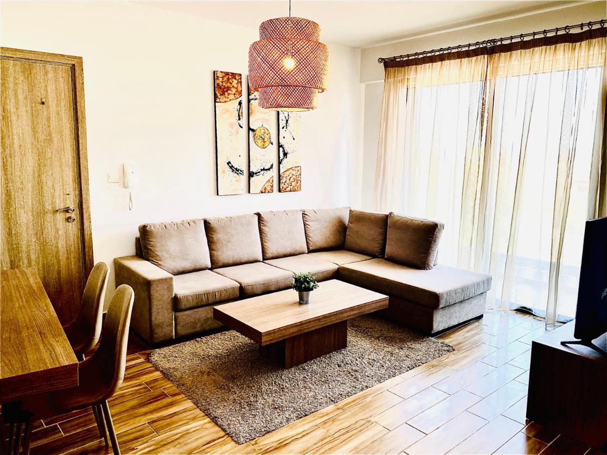 Bali Suites 303 拉纳卡 外观 照片